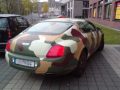 Auto pomalowane w wojskowe ciapy